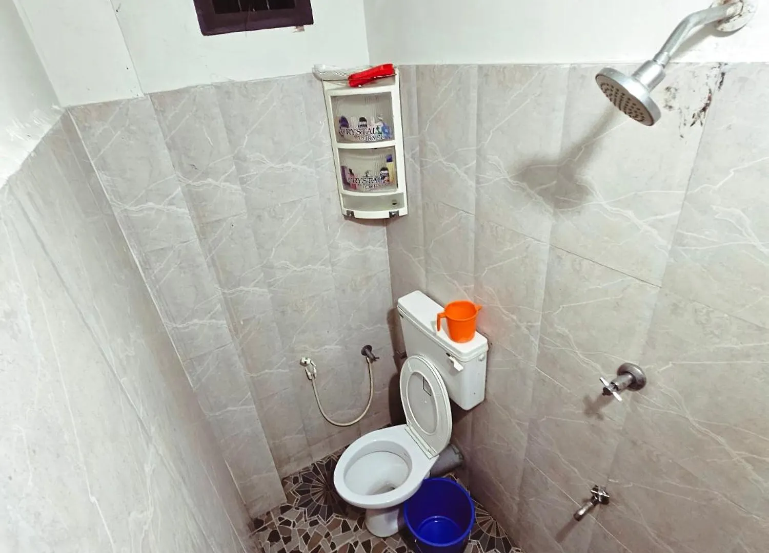 Erattupetta Moonlight Tourist Home מלון